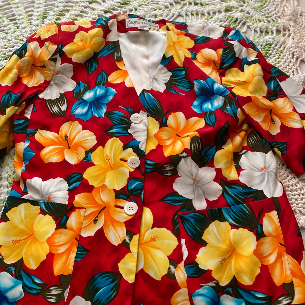 Womans Hawaiian Vintage Top